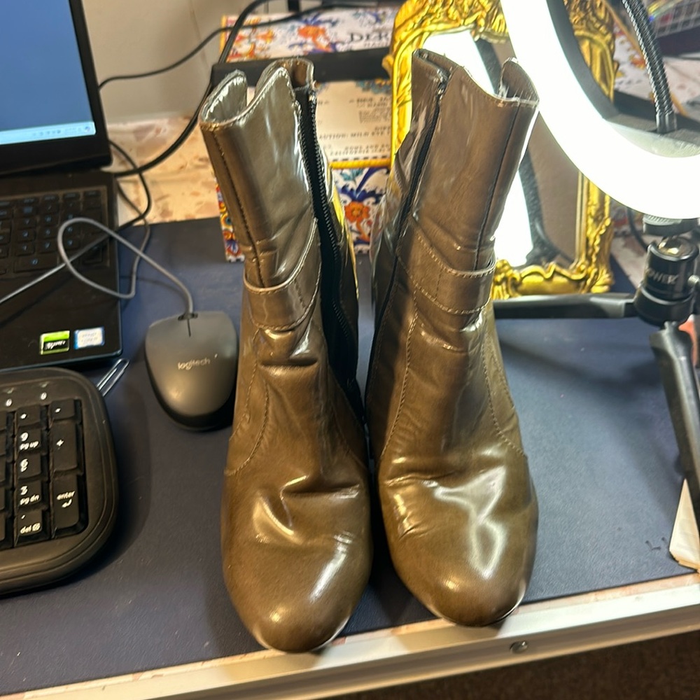 Born Ankle Boots Leather